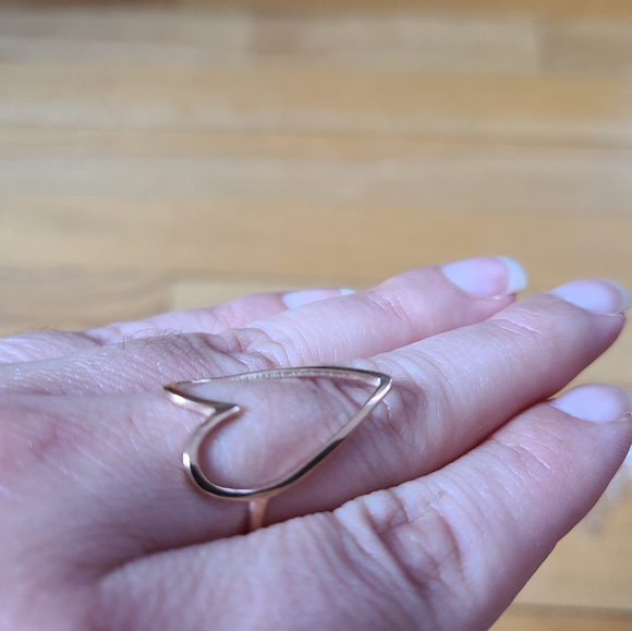 Brand New Rose Gold Peach Colored Heart Ring - Picture 7 of 7